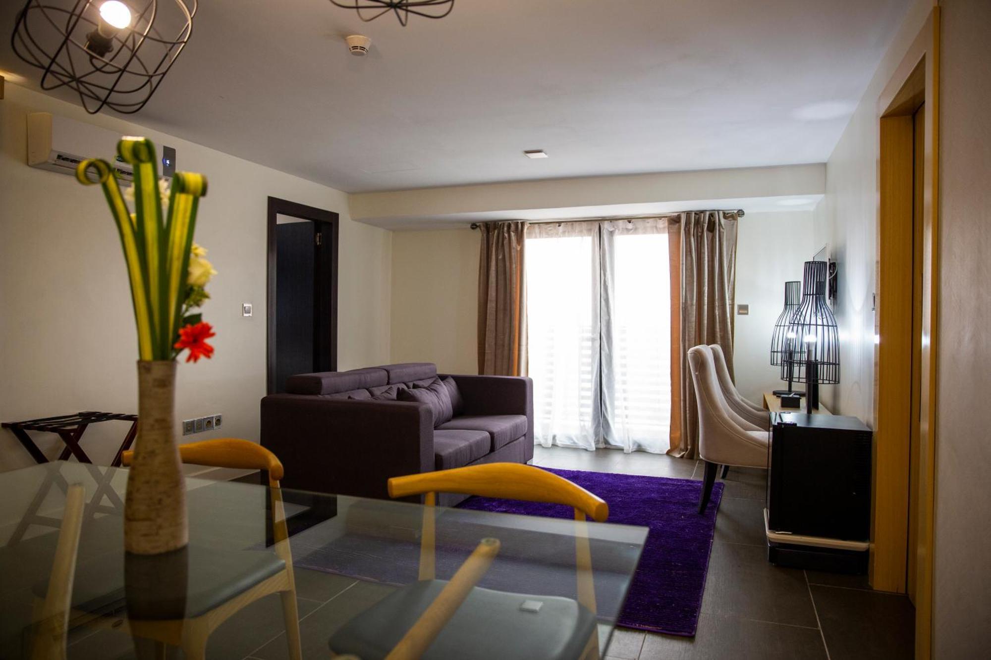 Boun's Hotel Yaoundé Buitenkant foto