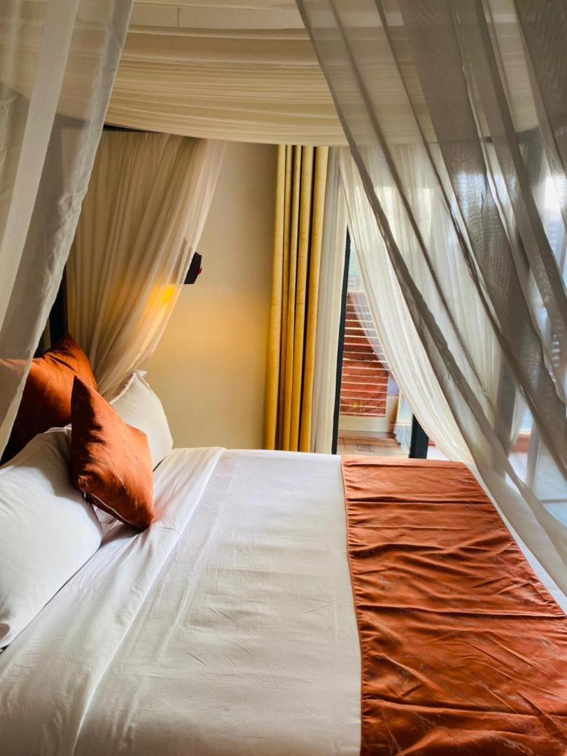 Boun's Hotel Yaoundé Buitenkant foto